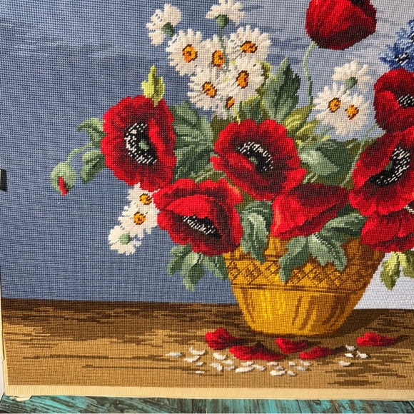 Vintage Large Needlepoint, Gobelin by Wiehler Poppies and Wild Flowers Unframed - Picture 4 of 10